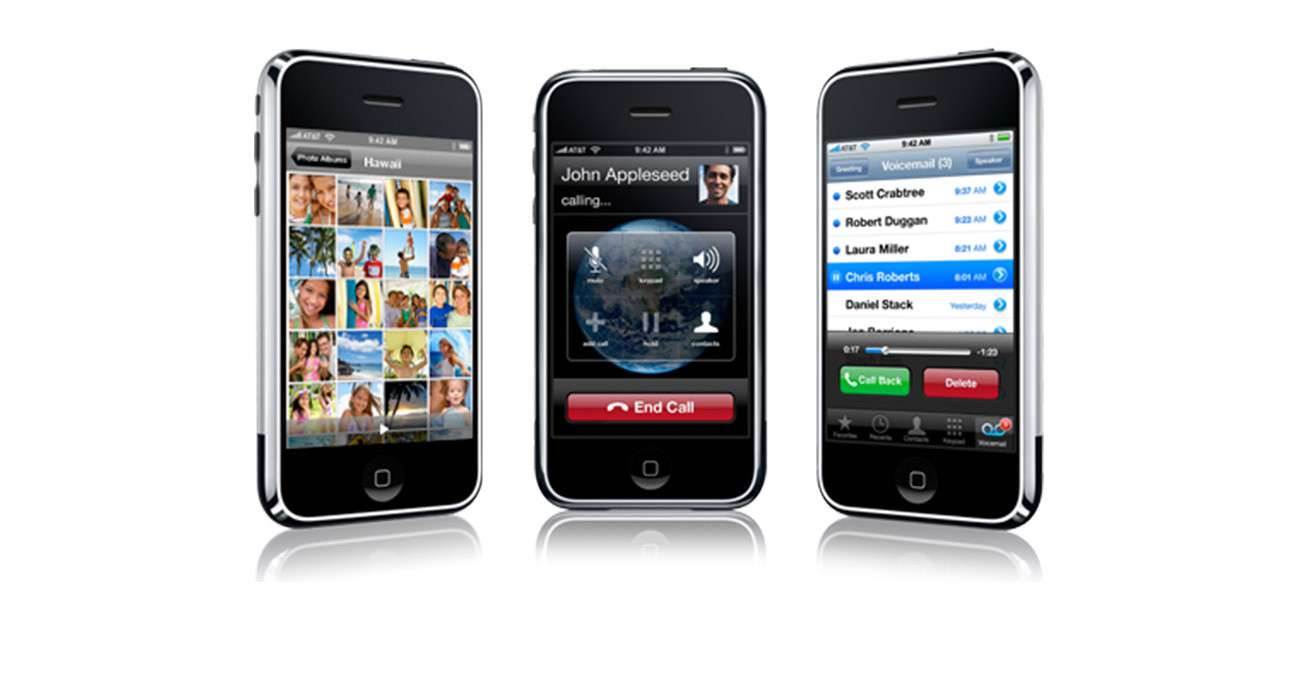 iPhone świętuje dzisiaj 10 lat! ciekawostki Wideo, urodziny, iPhone 6 Plus, iPhone 6, iPhone 5, iPhone 4, iPhone 3g, iPhone 2G, iPhone, Apple, 10 urodziny iphone, 10 lat iphone  Dokładnie 10 lat temu, bo 09.01.2007 roku Steve Jobs wychodząc na scenę zmienił świat. Zaprezentował coś, co zmieniło globalny przemysł smartfonów. Wprowadzając dotykowy ekran wyznaczył zupełnie nowe panujące do dzisiaj trendy. iP2G 1300x700