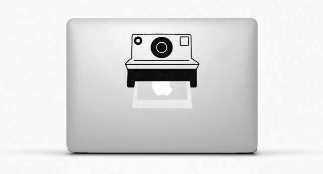 Stickers - nowa reklama MacBooka Air ciekawostki Youtube, Wideo, Stickers, reklama Macboook Air Stickers, reklama, naklejki, iPhone, iPad Air, Film, Apple, App Store  Dzisiaj w nocy Apple zrobiło nam miłą niespodziankę i udostępniło kolejną reklamę. Tym razem głównym bohaterem jest MacBook Air. MacBookAir 650x350