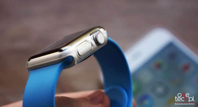 Już wkrótce Apple Watch będzie potrafił odczytać ruch ręki, nadgarstka ciekawostki apple watch i gesty, Apple Watch, Apple, Android Wear  Sterowanie inteligentnym zegarkiem za pomocą głosu i wyświetlacza to nie wszystko ważne są również gesty, które użytkownik może wykonać dłonią/ręką lub nadgarstkiem. Niestety, obecnie Apple Watch ich nie wspiera, ale już niedługo będą dostępne. AW7 650x350
