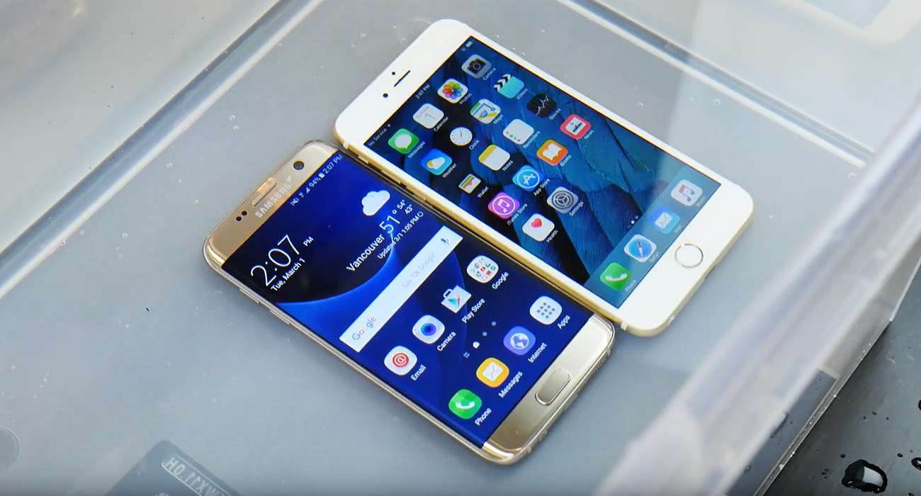 Samsung Galaxy S7 Edge i iPhone 6s Plus - test wodoodporności ciekawostki Youtube, Wideo, test wodoodporności, test, galaxy s7 edge test wodoodporności, galaxy s7 edge jest wodoodporny, czy galaxy s7 edge jest wodoodporny  iPhone 6s jak wiemy z różnych testów, które przeprowadzane były zaraz po premierze urządzenia, jest w stanie działać prawidłowo nawet po umieszczeniu go we wrzącej wodzie. A jak wyglada sprawa Galaxy S7 Edge?
 galaxys7edge