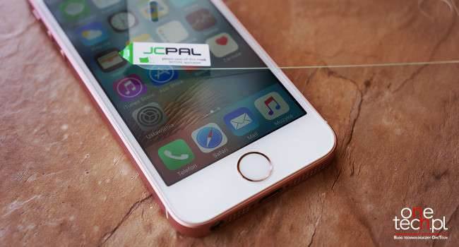 JCPAL Glass Film - najlepsze szkło ochronne dla iPhone SE recenzje, polecane, akcesoria szkło ochronne do iPhone SE, szkło na ekran iPhone 5s, szkło hartowane dla iPhone SE, szkło hartowane dla iPhone 6, szkło dla iPhone SE, szkło dla iPhone 5s, szkło dla iPhone 5, Recenzja, Opinie, najlepsze szkło dla iPhone 5s, najlepsze szkło dla iPhone 5, JCPAL Glass Film, jakie szkło dla iPhone SE, iPhone, czy warto kupić Szkło hartowane JCPAL Glass Film  Tydzień temu dzięki uprzejmości firmy zgsklep.pl otrzymałem do testów szkło hartowane JCPAL Glass Film przeznaczone dla iPhone SE. Dziś chciałbym się podzielić z Wami swoimi wrażeniami na ten temat. szkloiPhoneSE 650x350