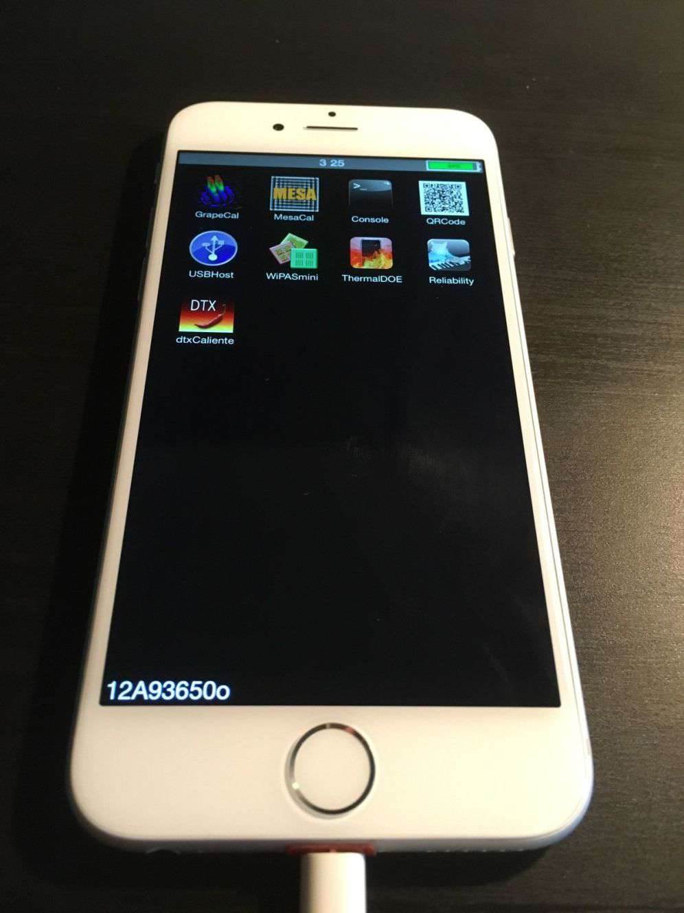 Prototyp iPhone 6 z systemem operacyjnym SwitchBoard trafił na aukcję polecane, ciekawostki prototyp iPhone 6 na aukcji, prototyp iPhone 6, iPhone 6, ebay  Od czasu do czasu na Ebay'u pojawiają się prototypy urządzeń mobilnych Apple i są sprzedawane za astronomiczne kwoty. s l1600 2