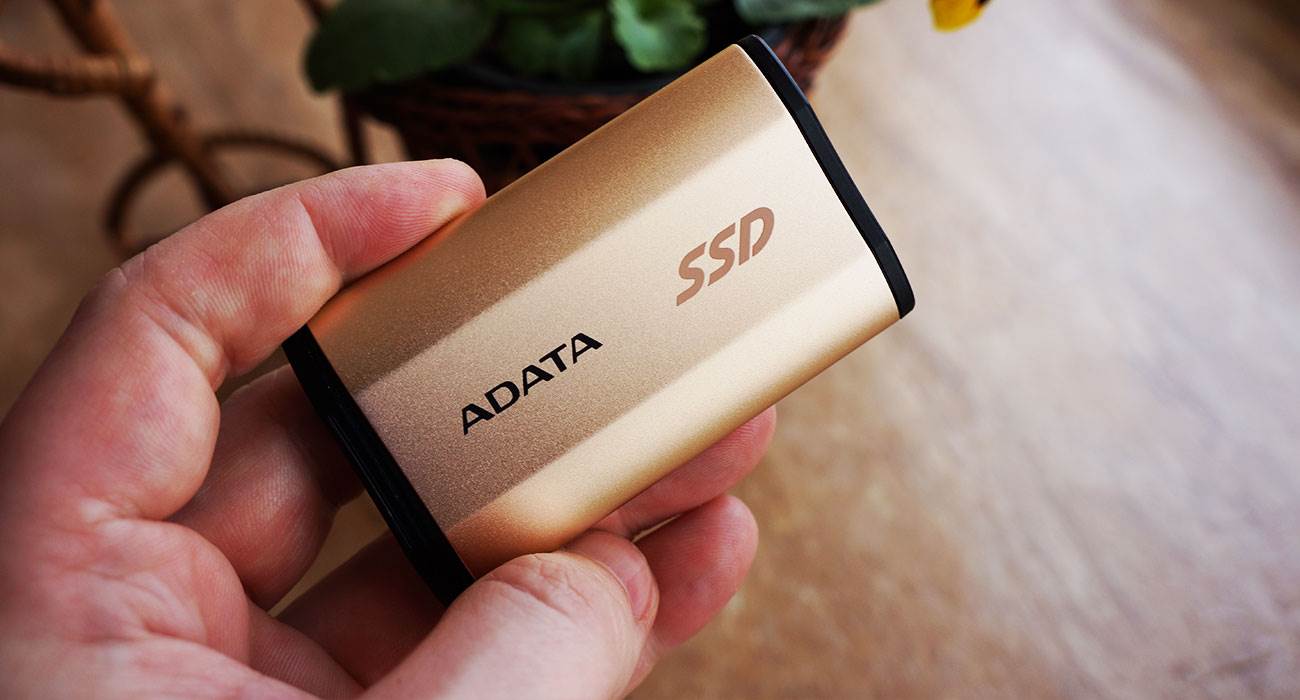 ADATA SE730H ? jeszcze szybszy i pojemniejszy zewnętrzny dysk SSD z USB typu C ciekawostki SE730H, dysk ssd ADATA SE730H, dysk ADATA SE730H, cena ADATA SE730H, ADATA SE730H, adata  Nowy dysk ADATA SE730H to przedstawiciel produktów korzystających z modułów pamięci 3D NAND. ADATA SE730 3
