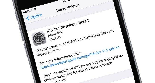 iOS 11.1 beta 3 - lista zmian polecane, ciekawostki zmiany, Update, trzecia beta iOS 11, OTA, lista zmian, iOS 11.1 beta 3, co nowego w iOS 11.1 beta 3, co nowego, Apple, Aktualizacja  Dobre wieści dla osób biorących udział w testach iOS. Właśnie Apple udostępniło deweloperom trzecią już betę iOS 11.1. iOS11.1b3 650x350