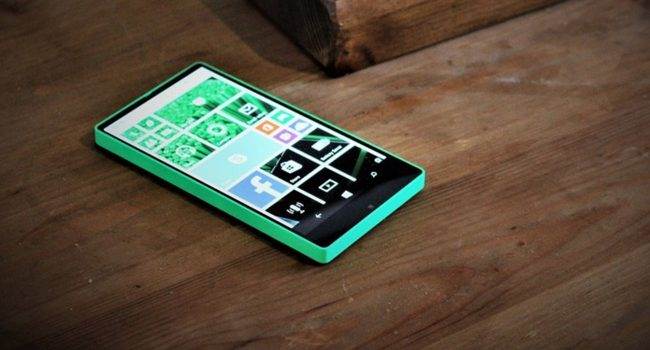 Microsoft mógł wprowadzić "bezramkowca" z Windows Phone ciekawostki Windows Phone, Windows, bezramkowiec z windows phone  W tym roku bez wątpienia królują wąskie ramki okalające wyświetlacze najważniejszych, flagowych smartfonów. microsoft 1 650x350