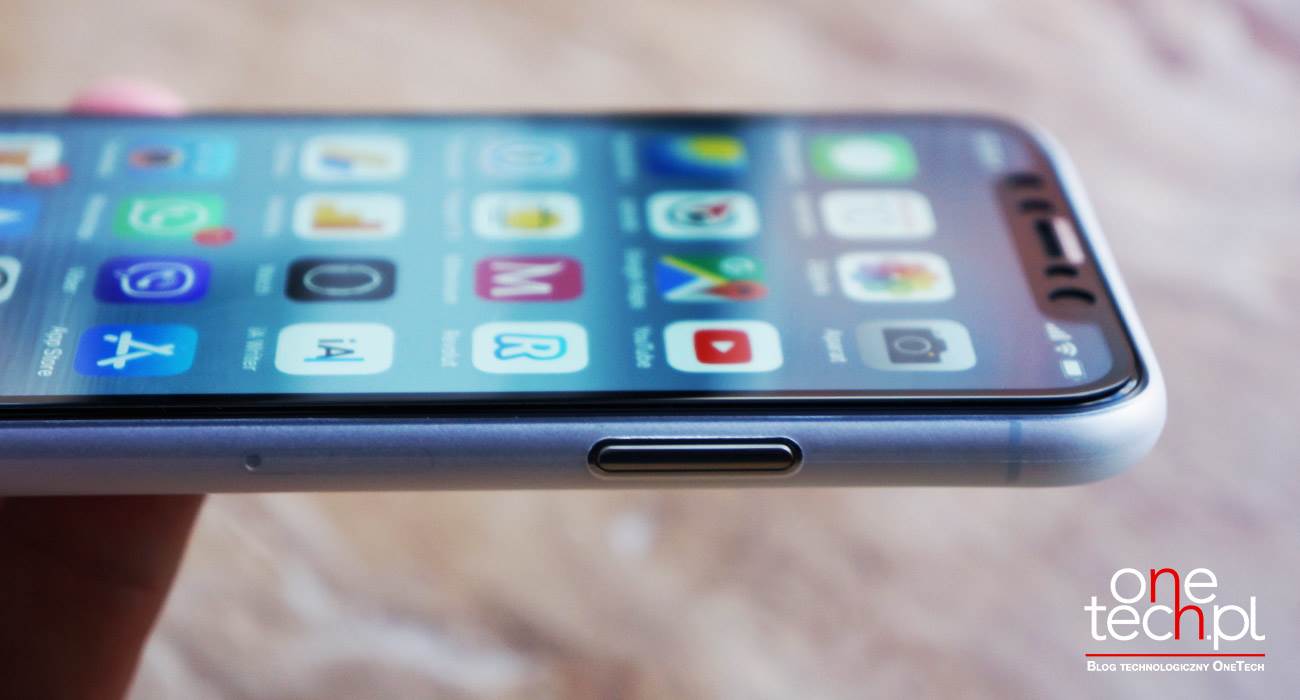 Ile czasu potrzeba, aby zobaczyć na iPhone X pierwsze oznaki wypalenia ekranu? polecane, ciekawostki wypalenie ekranu, wypalanie ekranu iPhone X, iPhone X, Apple  iPhone X to pierwszy smartfon z ekranem OLED. Technologia ta oferuje wysoką wydajność kolorów i mniejsze zużycie energii, ale nie jest pozbawiona wad.  3mk iPhoneX 1