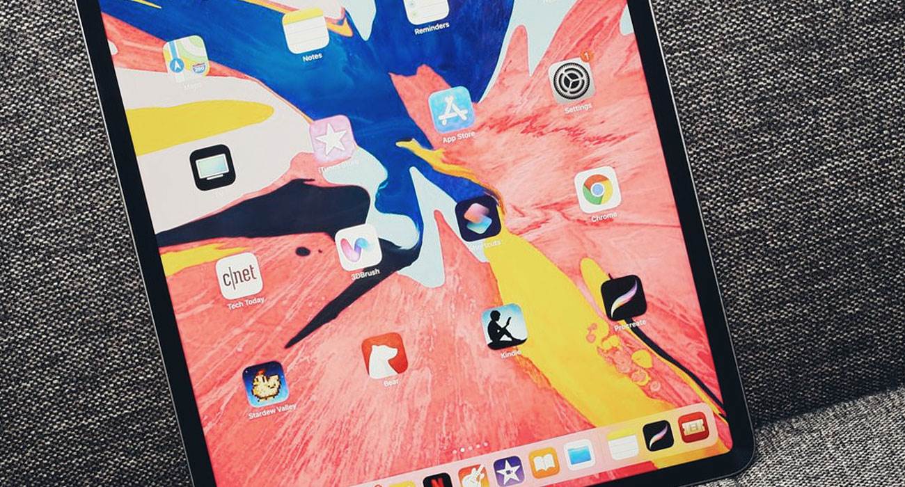 Indyjski miliarder rozczarowany nowym iPadem Pro 2018 ciekawostki   Indyjski miliarder Anand Mahindra, kilka dni temu skrytykował na swoim Twitterze nowego iPad Pro 2018. Co mu się nie podobało? iPadPro 1 1