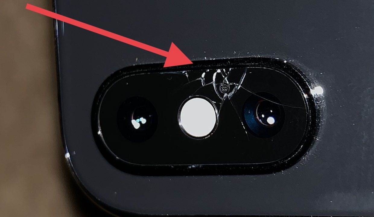 Pękające szkło aparatu, czyli kolejny problem iPhone XS i iPhone XS Max polecane, ciekawostki pęknięte szkło aparatu, iPhone XS, Apple  Problemów Apple ciąg dalszy. Najnowszy z nich dotyczą ochrony aparatu w iPhone XS oraz iPhone XS Max. 1