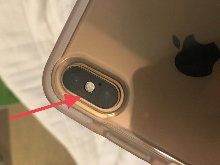 Pękające szkło aparatu, czyli kolejny problem iPhone XS i iPhone XS Max polecane, ciekawostki pęknięte szkło aparatu, iPhone XS, Apple  Problemów Apple ciąg dalszy. Najnowszy z nich dotyczą ochrony aparatu w iPhone XS oraz iPhone XS Max. 7 1