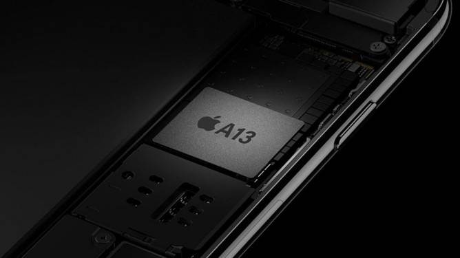 TSMC wyprodukuje 5-nanometrowy procesor dla iPhone 2020 ciekawostki procesor, Apple, A13, 5nm  Wczoraj w sieci pojawiła się informacja, że dostawca chipów TSMC zamierza wyprodukować 5-nanometrowe procesory serii A dla iPhone'a 2020.
 A13