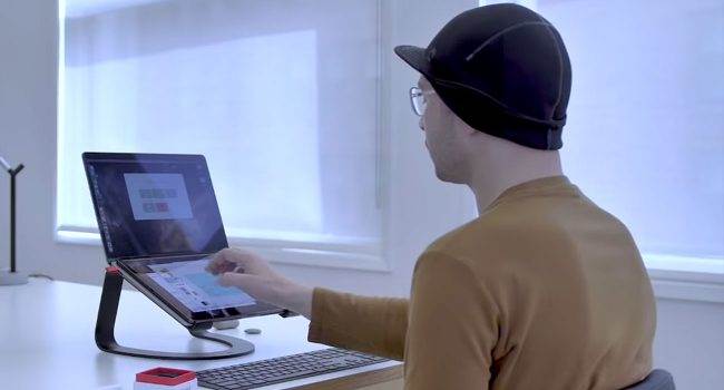 Bardzo ciekawe połączenie MacBooka Pro z iPad Pro (2018) polecane, ciekawostki Wideo, MacBook Pro, iPad Pro 2018, Apple  Nowe, śmiałe koncepcje pojawiają się w sieci niemal codziennie, ale większość z nich jest dość kosmiczna. Produkty przedstawione przez projektantów zazwyczaj nigdy nie powstaną. W tym przypadku jest inaczej. Astro HQ Federico Donnelly zaprezentował jak może wyglądać przyszły MacBook. Luna 650x350