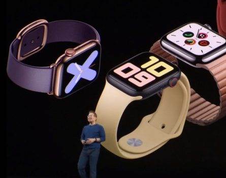 Apple Watch Series 5 oficjalnie zaprezentowany polecane, ciekawostki Specyfikacja, dostępność, cena, Apple Watch Series 5  Zgodnie z wcześniejszymi zapowiedziami, Apple zaprezentowało właśnie kolejną generację swojego iZegarka, czyli Apple Watch Series 5. Co zostało zmienione? AW1 445x350