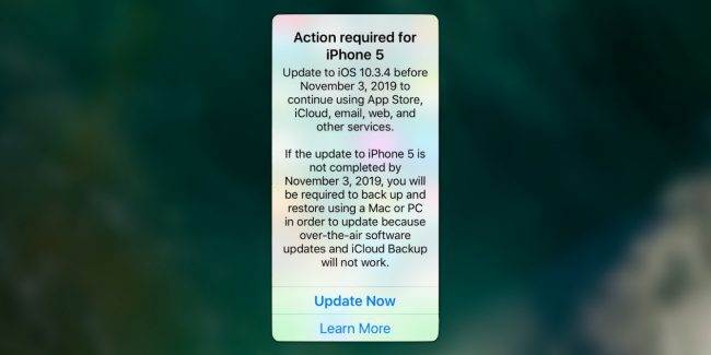 Apple przypomina właścicielom iPhone 5 o konieczności instalacji najnowszej wersji iOS polecane, ciekawostki Aktualizacja  Apple wysyła powiadomienia do właścicieli iPhone 5 i starszych iUrządzeń o potrzebie wykonania aktualizacji do iOS 10.3.4 do 3 listopada, w przeciwnym razie urządzenie nie będzie działać prawidłowo.
 iP5 update 650x325