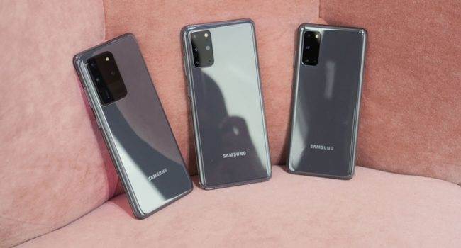 Jakie etui do Galaxy S20 Ultra masz do wyboru? polecane, ciekawostki Samsung, Galaxy S20 Ultra, etui  Smartfon smartfonowi nie równy i choć w dzisiejszych czasach ciężko odróżnić telefon z niższej półki cenowej od tej z wyższej, to jednak istnieją pewne cechy, które wskazują nam na przynależność do danej grupy. S20Ultra 650x350