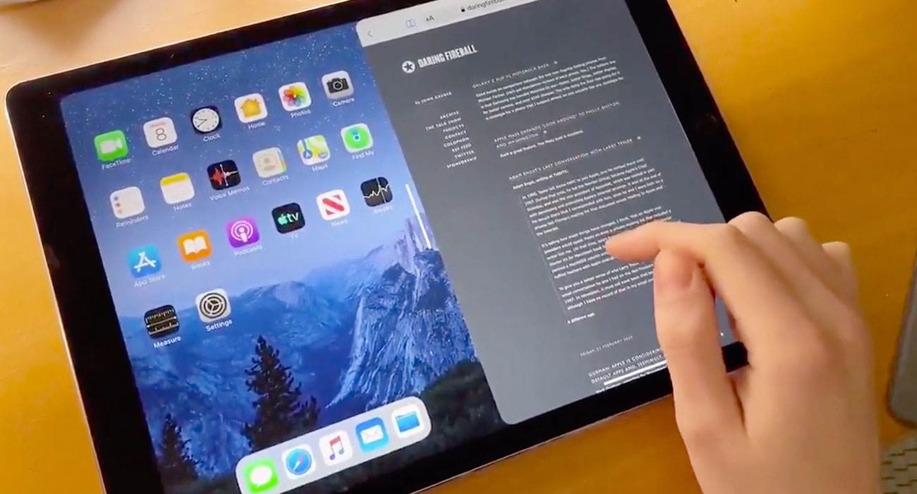 Tak powinna wyglądać opcja Split View na iPad w iOS 14 polecane, ciekawostki Wideo, Split View, iOS 14  Do sieci trafił bardzo ciekawy filmik pokazujący iPada i opcję Split View, która po raz pierwszy zagościła na tabletach Apple w iOS 9. iOS14 1 1