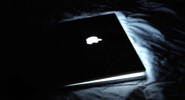 MacBook Pro problem z podświetelniem