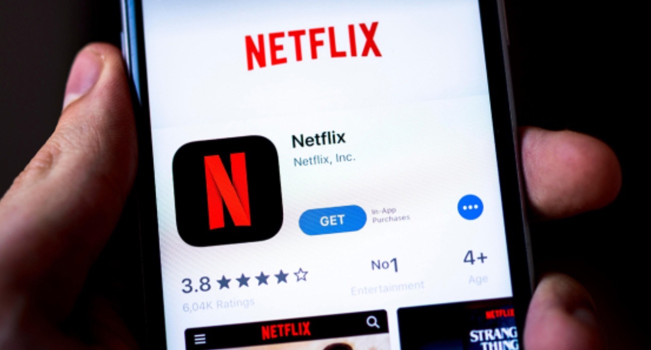 Netflix ponownie aktywuje subskrypcje w aplikacji na iOS ciekawostki subskrypcja, Netflix, App Store  Trzy lata po usunięciu opcji płatności w aplikacji Netflix przywrócił tę możliwość na iOS i iPadOS. Netflix 1