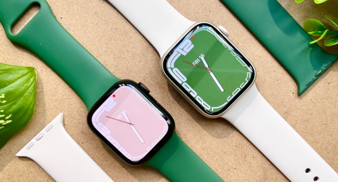 Apple Watch wkrótce zacznie dzwonić do służb ratunkowych przez satelitę ciekawostki polaczenie satelitarne apple watch, Apple Watch  Bloomberg donosi, że Apple planuje podłączyć Apple Watch do łączności satelitarnej LEO, aby w sytuacjach awaryjnych dzwonić na służby ratunkowe i wysyłać wiadomości tekstowe z lokalizacją użytkownika. AppleWatch 1 1300x700