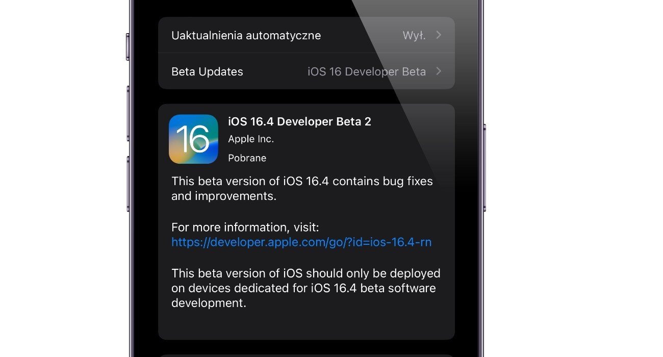 Błąd w iOS 16.4 pozwala szybko i za darmo przejść z publicznej do "zwykłej" bety systemu ciekawostki ios 16.4 beta, iOS 16.4, aktualizacje  W iOS 16.4 zmienił się sposób przystąpienia do beta testów. Usunięto profile, a system sam wykrywa czy osoba bierze udział w beta testach systemu czy nie. ios16.4beta2