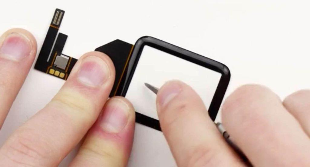 applewatch 26 1024x551 - Jak wytrzymały jest ekran Apple Watch? Zobacz kolejny test