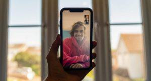 facetime 3 2 300x162 - Przeszkadza Ci to, że iPhone śledzi każdy Twój ruch? Jeśli tak, to dezaktywuj tę funkcję