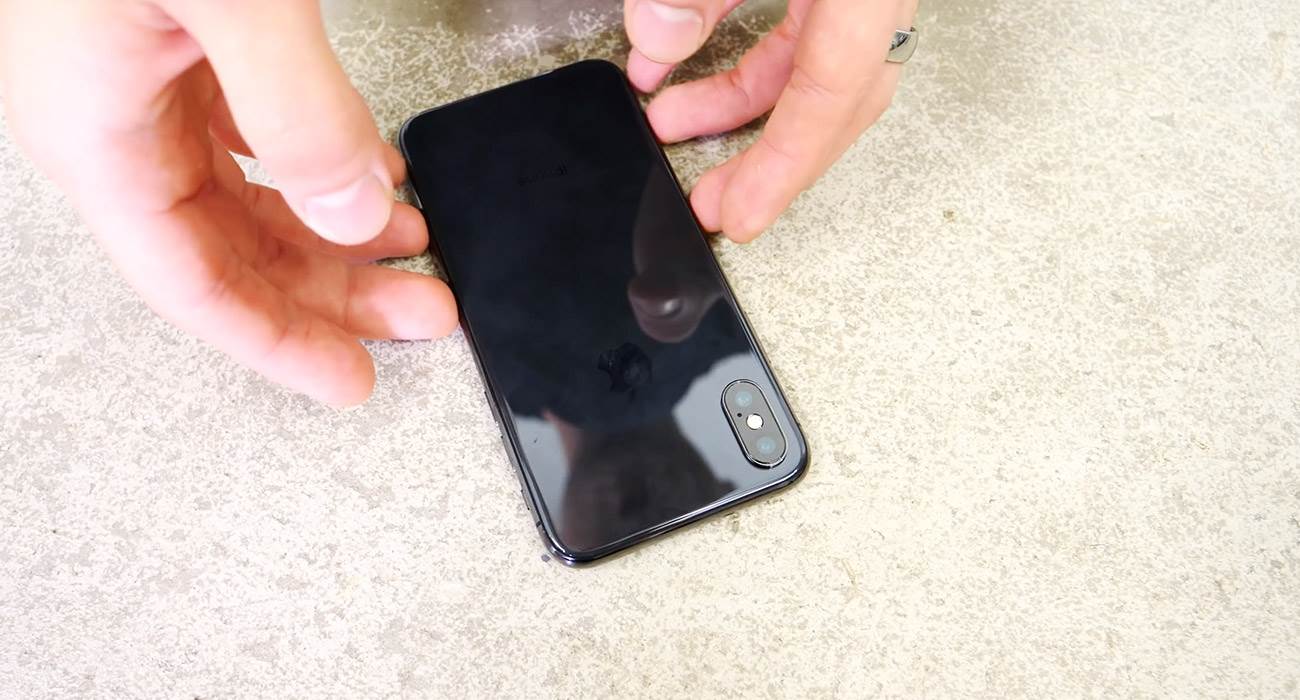 iPhoneX drop test 1 - iPhone X - pierwszy drop test