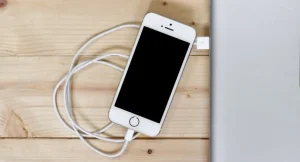 iphone 2 1 300x162 - PDF Editor Pro - PDF AI za darmo. Przecena z 79,99 zł